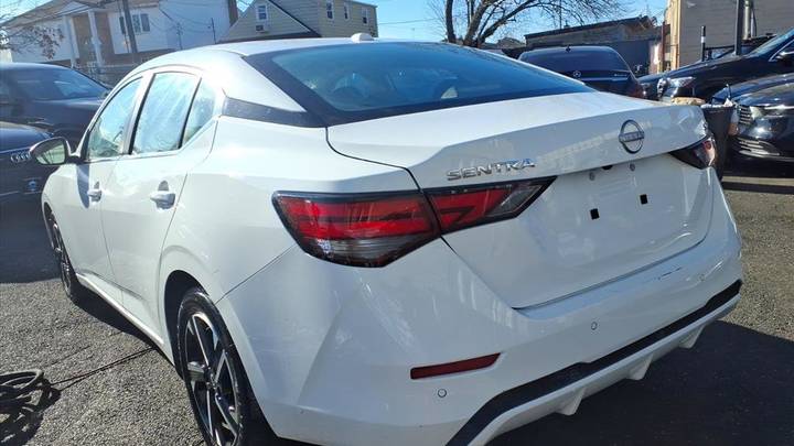 Nissan Sentra