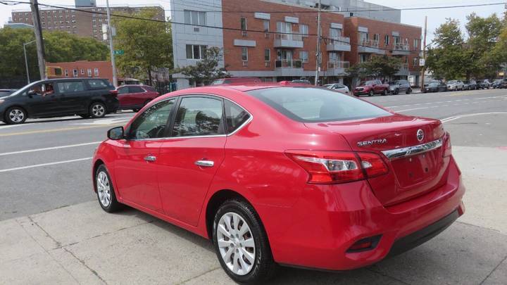 Nissan Sentra