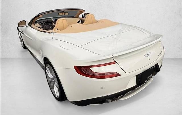 Aston Martin Vanquish