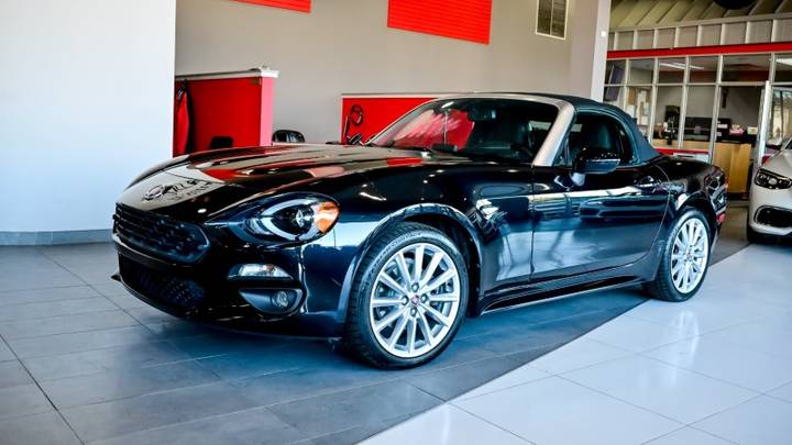 FIAT 124 Spider