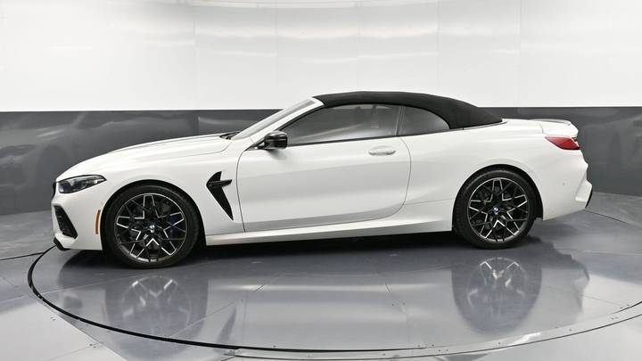 BMW M8