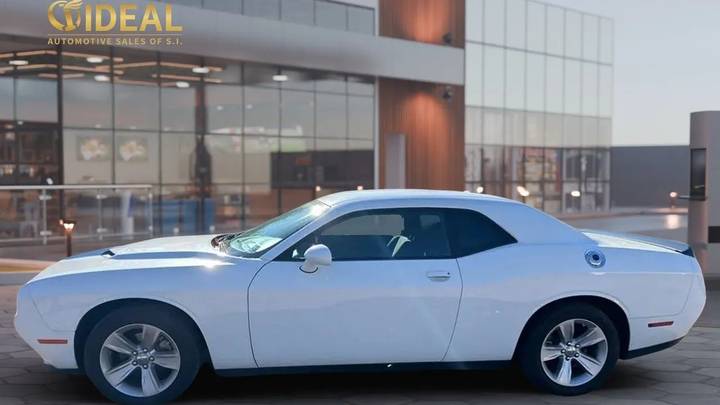 Dodge Challenger