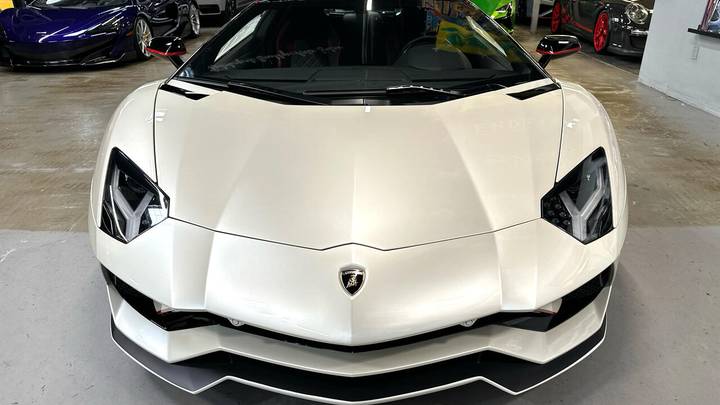 Lamborghini Aventador