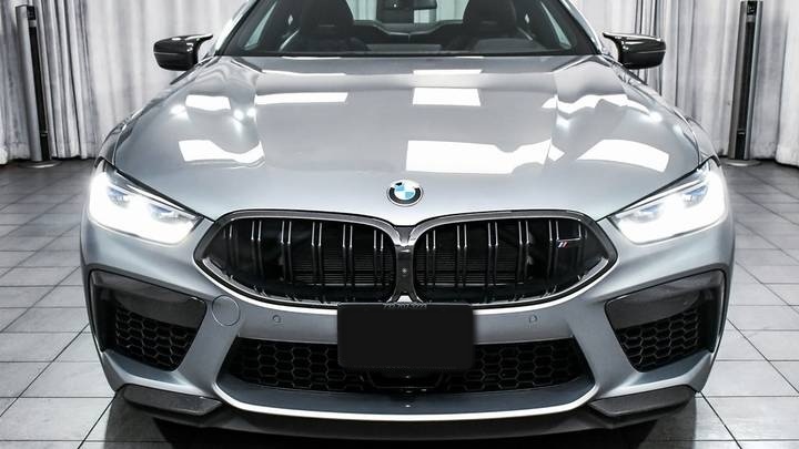 BMW M8