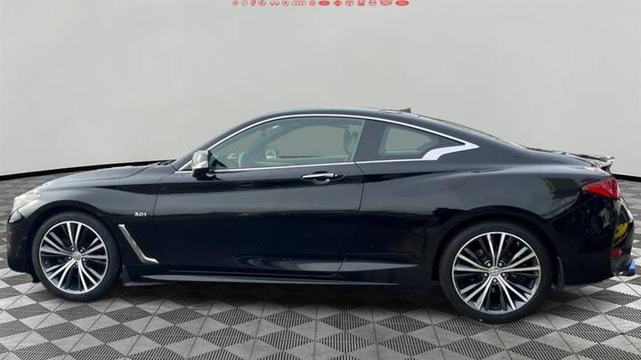 INFINITI Q60