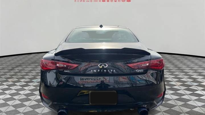 INFINITI Q60