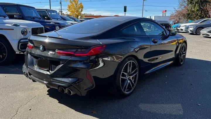 BMW M8
