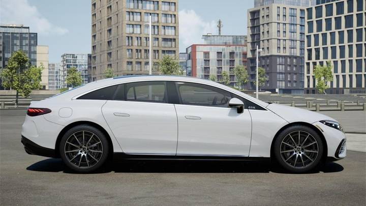 Mercedes-Benz EQS Sedan