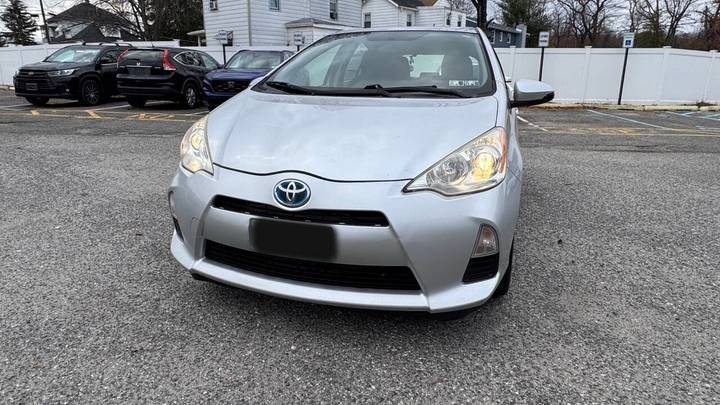 Toyota Prius c