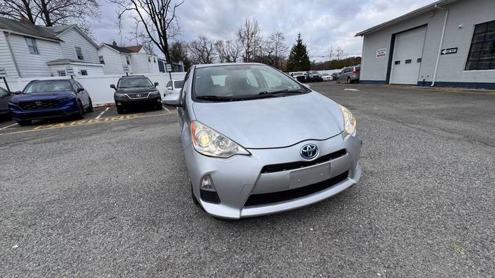 Toyota Prius c