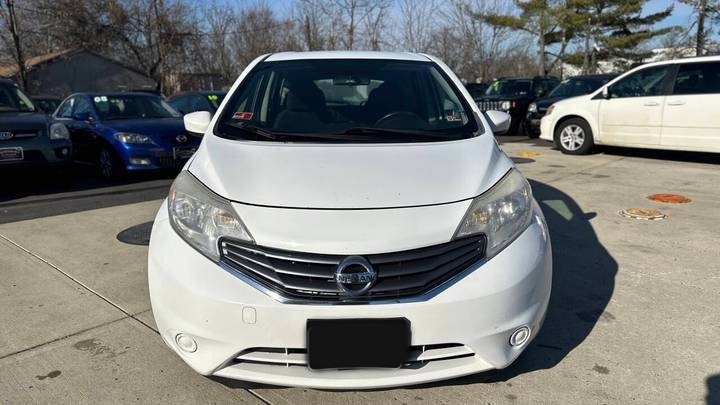 Nissan Versa