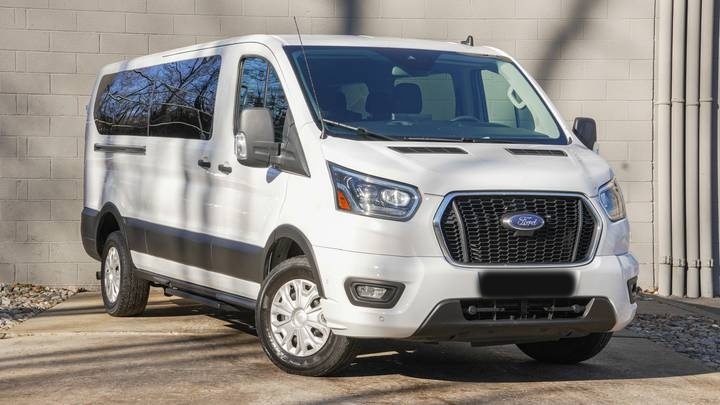 Ford Transit Passenger Wagon
