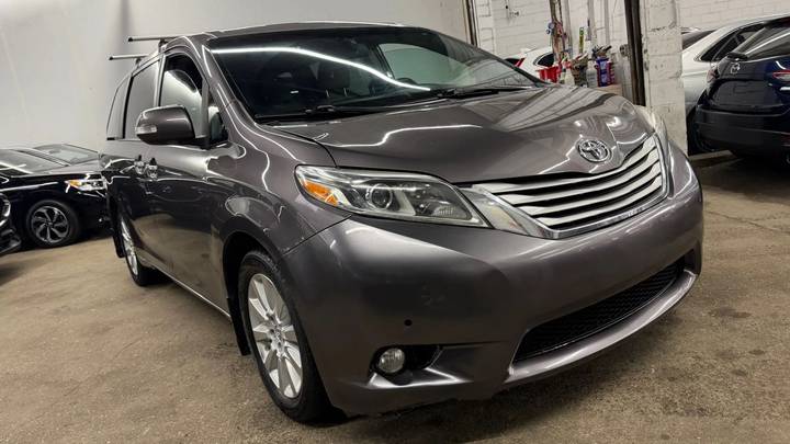 Toyota Sienna