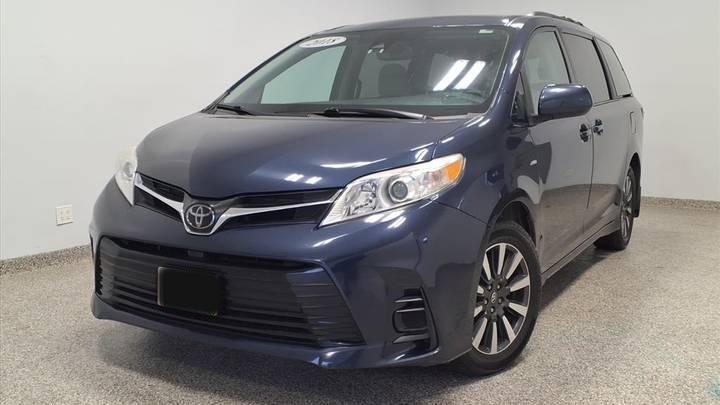 Toyota Sienna