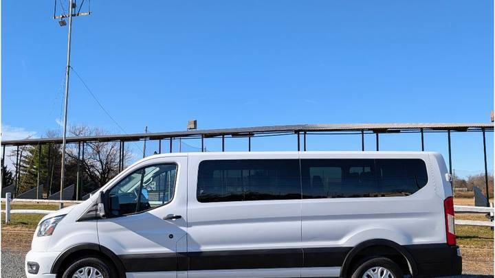 Ford Transit Passenger Wagon