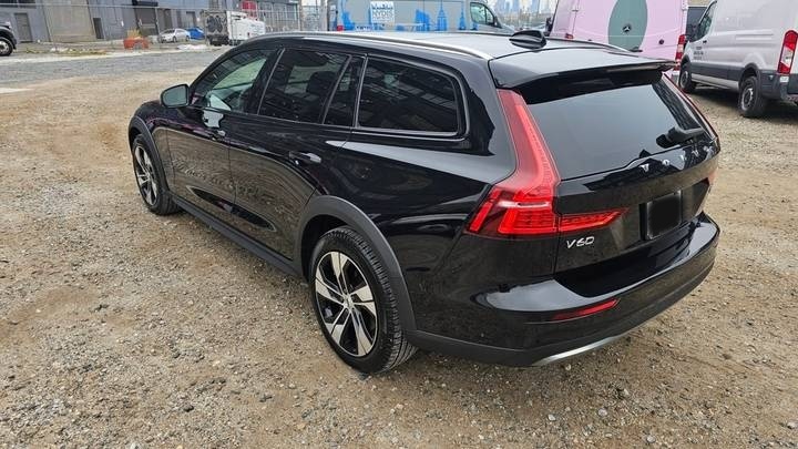 Volvo V60 Cross Country
