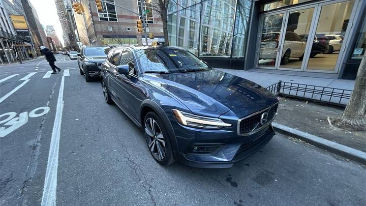 Volvo V60 Cross Country
