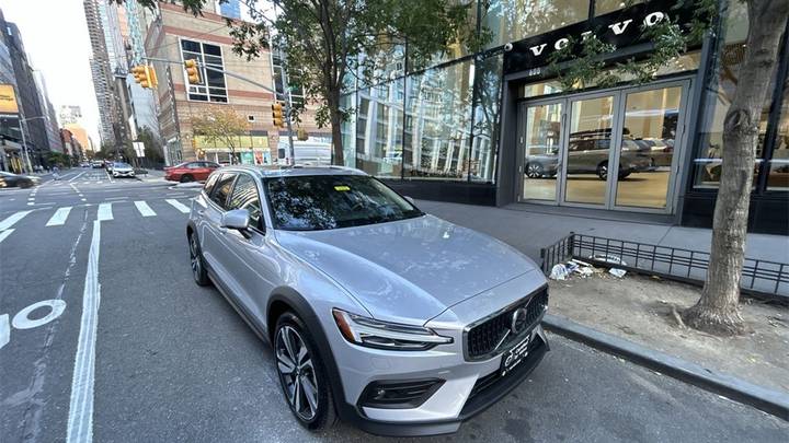 Volvo V60 Cross Country