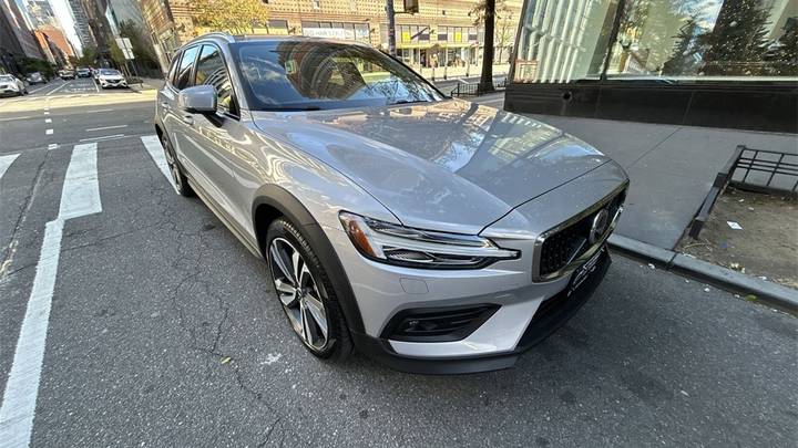 Volvo V60 Cross Country
