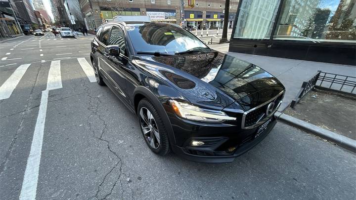 Volvo V60 Cross Country