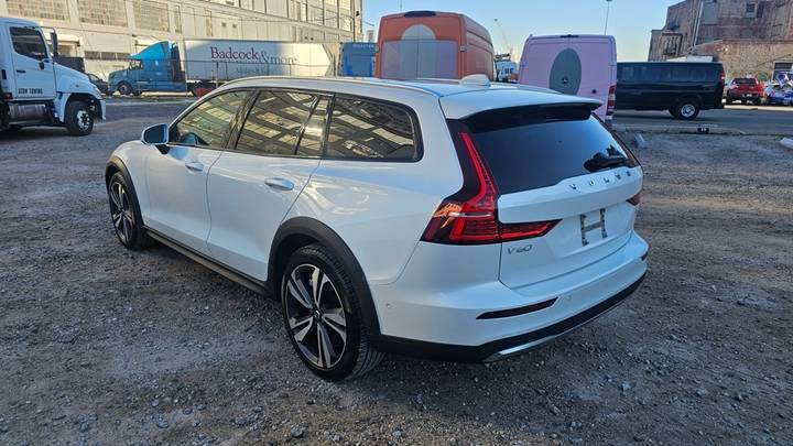 Volvo V60 Cross Country