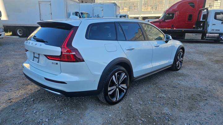 Volvo V60 Cross Country