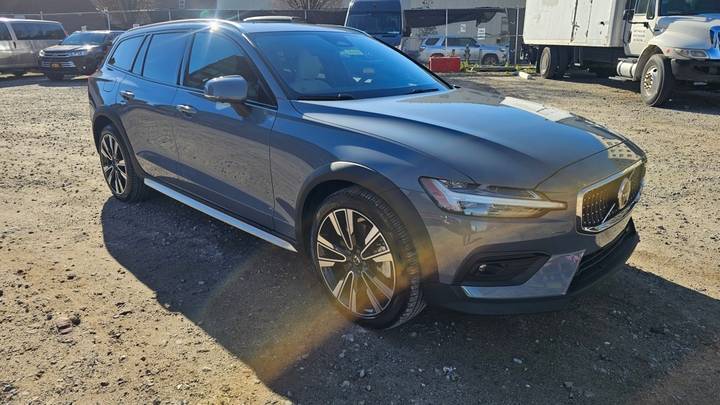Volvo V60 Cross Country