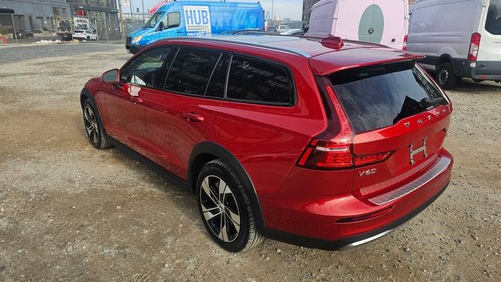 Volvo V60 Cross Country