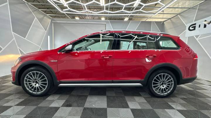 Volkswagen Golf Alltrack