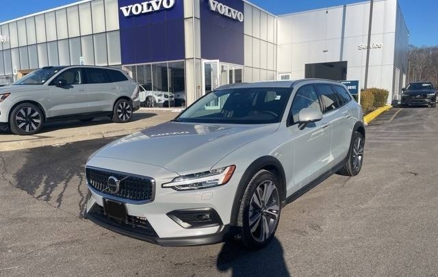 Volvo V60 Cross Country
