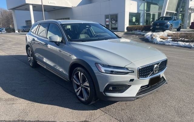 Volvo V60 Cross Country