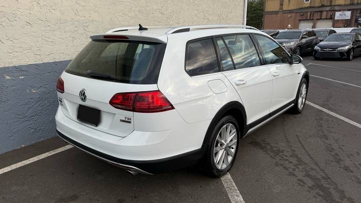 Volkswagen Golf Alltrack