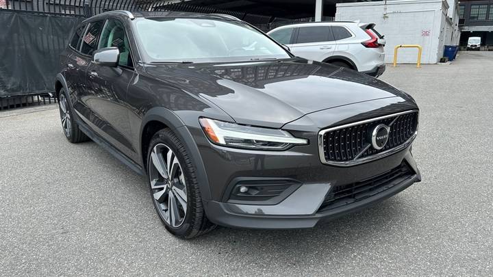 Volvo V60 Cross Country