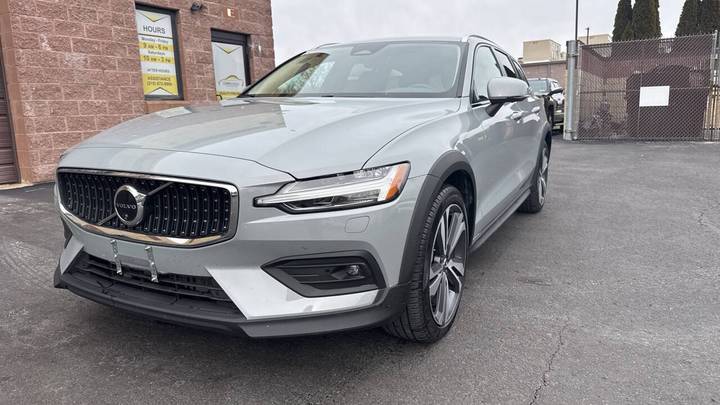 Volvo V60 Cross Country